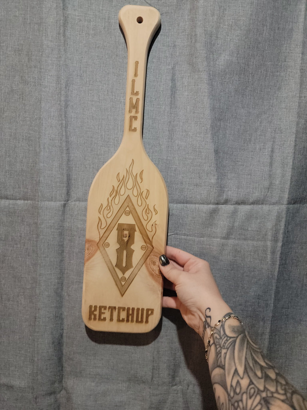 Customized Solid Pine Wood Paddle